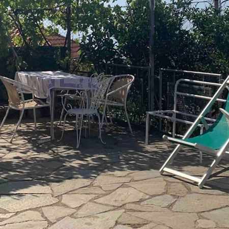 Апартаменты Alloggio Privato A 5 Min Dal Mare Борджо-Верецци Экстерьер фото